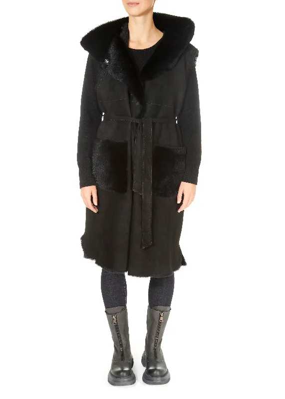 Flash Deals Suprema 'Black Reversible Sheepskin Gilet'