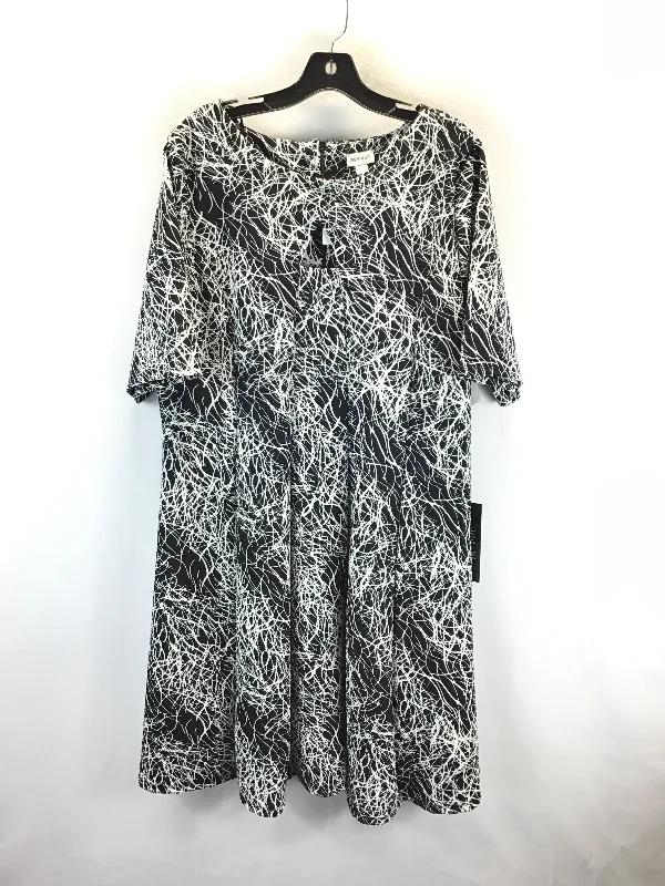 Deal of the Day Dress Casual Midi By Avenue In Black & White, Size: 2x
