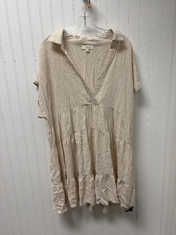 Must-Have Deals Dress Casual Short By Umgee In Cream, Size: Xl