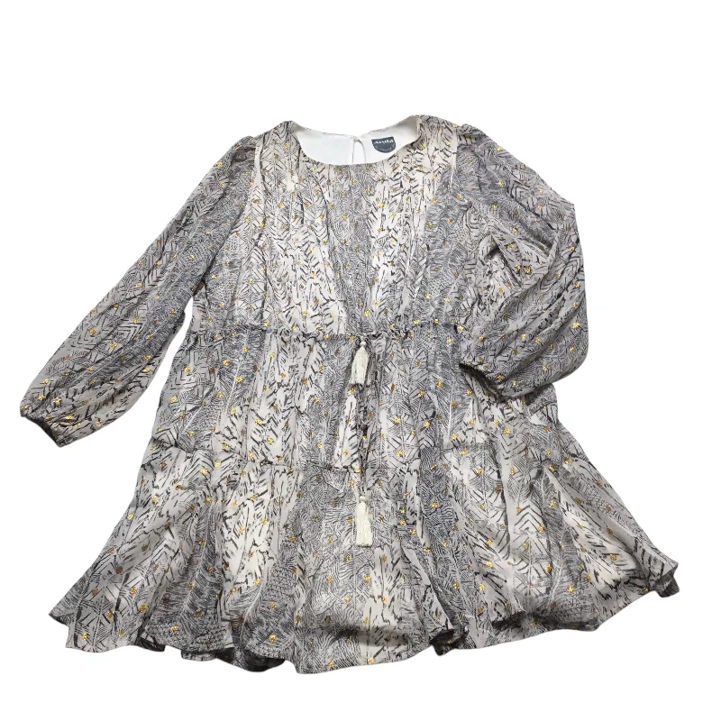 Year-End Sale Dress Casual Short By Cmc In Grey, Size: 1x
