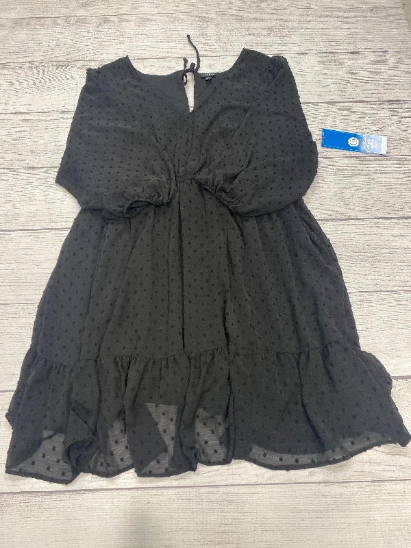 Steals and Deals Dress Casual Short By Torrid In Black, Size: 3x