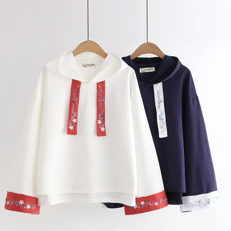Closeout Embroidery Hooded Solid Color Hoodie For Women