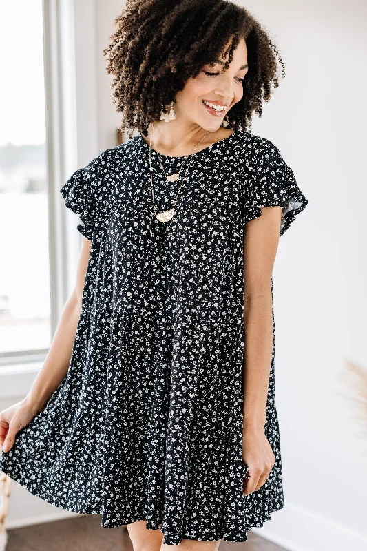 Daily Deals Well Wishes Black Ditsy Floral Dress