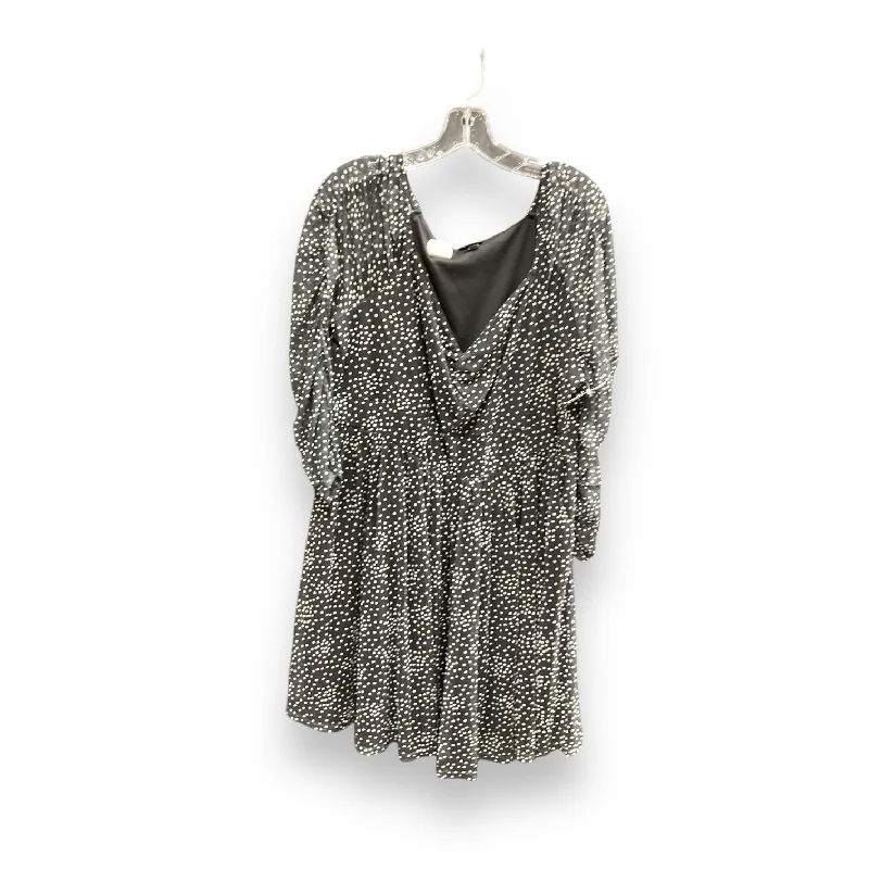 Take Advantage Dress Casual Short By Torrid In Black & White, Size: 1x