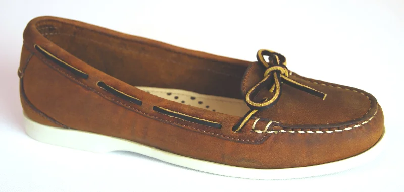 Huge Savings Bay Deck Shoe - Sand