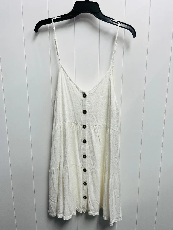 Unbeatable Prices Dress Casual Short By mm In White, Size: Xl