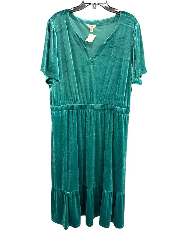 Clearance Event Dress Party Midi By Terra & Sky In Green, Size: 1x