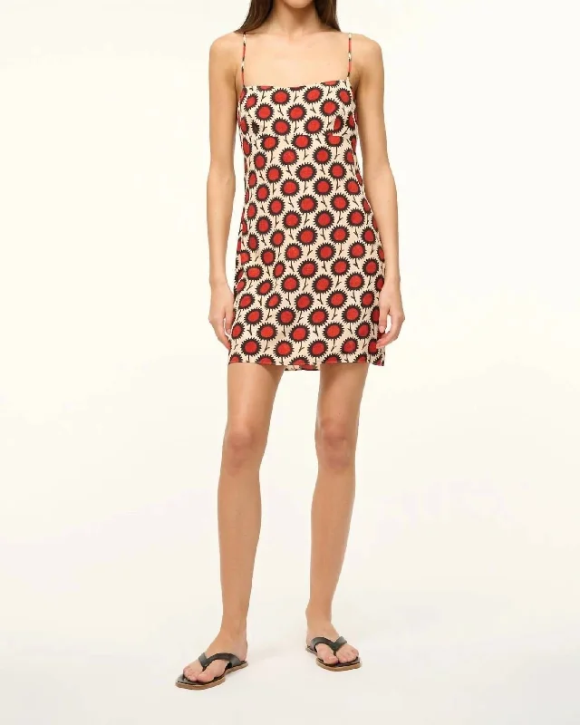Doorbuster Deal Remington Dress In Sunflower